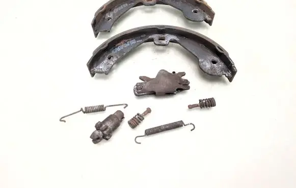 Porsche Cayenne (9PA) Handbrake/parking brake pads