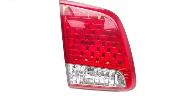 KIA Sorento Tailgate rear/tail lights