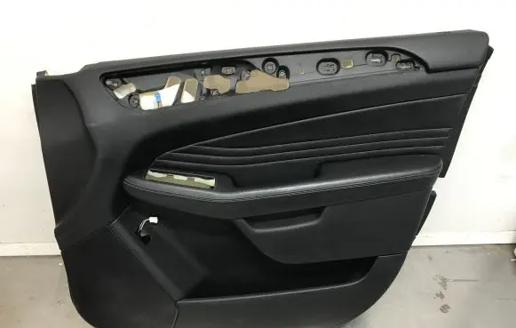 Mercedes-Benz ML W166 Front door card panel trim