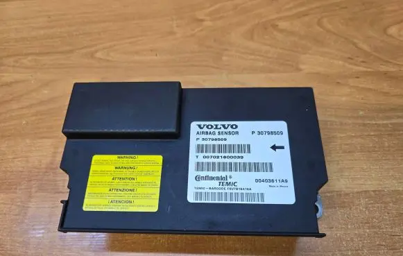 Volvo S80 Airbag control unit/module 30798509 00403611A9 007021800039