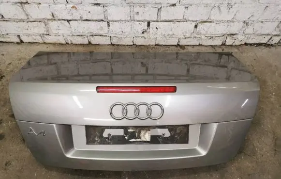 Audi A4 S4 B6 8E 8H Tailgate/trunk/boot lid