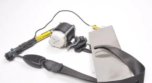 Opel Meriva B Front seatbelt 34040728D