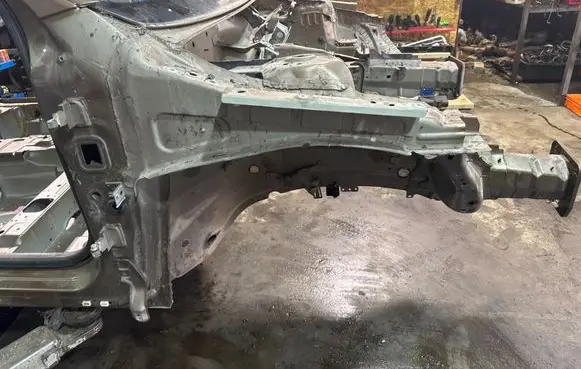 Volvo XC60 Front quarter panel 