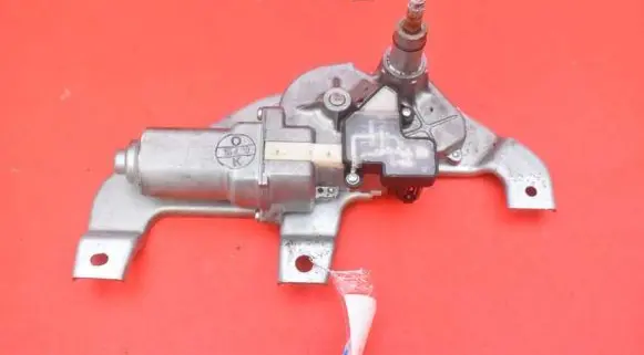 Suzuki SX4 Rear window wiper motor