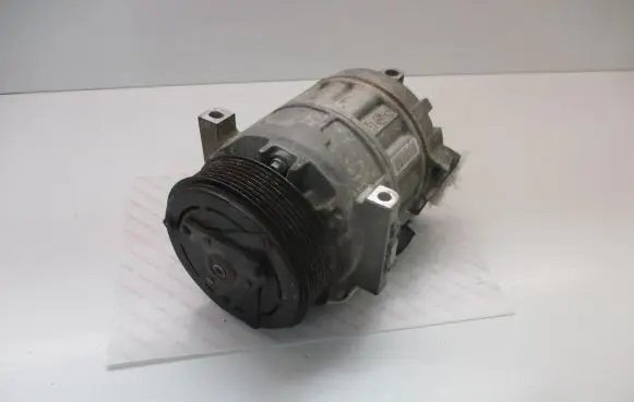 Renault Trafic III (X82) Air conditioning (A/C) compressor (pump) 8200848916B R9M408