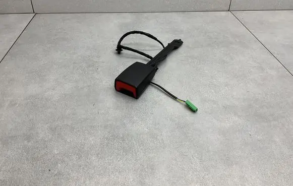 Volkswagen Golf Sportsvan Front seatbelt buckle 510857755A