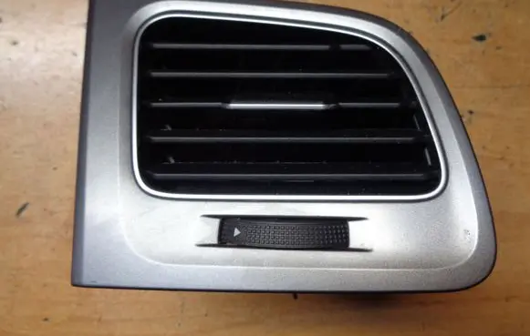 Volkswagen Golf VII Dashboard side air vent grill/cover trim 5G2819704H