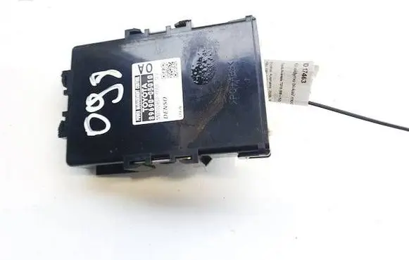 Toyota Avensis T270 Other control units/modules 8969005010