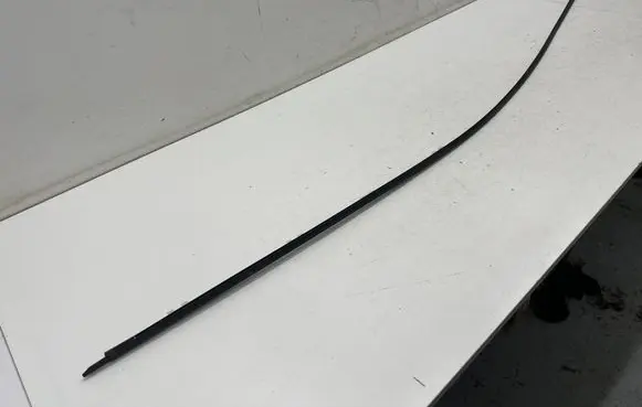 Nissan Leaf II (ZE1) Roof trim bar molding cover 