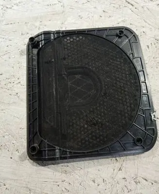 BMW M4 F82 F83 Subwoofer grill/trim 43040789349