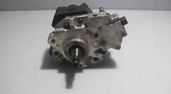 Ford Focus Fuel injection high pressure pump 0445010089
