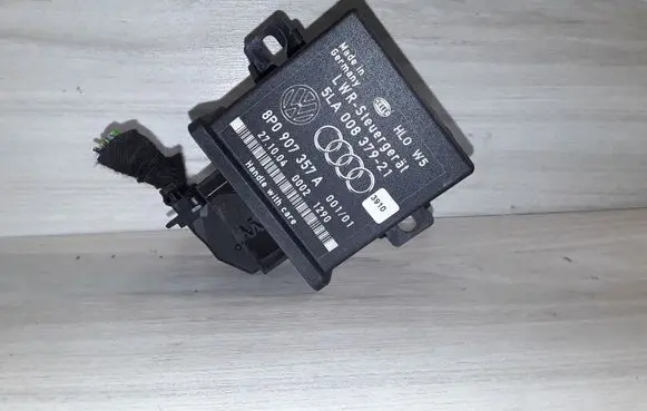 Audi A3 S3 A3 Sportback 8P Light module LCM 8P0907357A