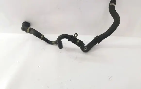 Mercedes-Benz C W204 Engine coolant pipe/hose A2126018482