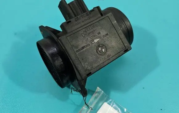 BMW 5 E39 Mass air flow meter 72218400 IMPRK1470413