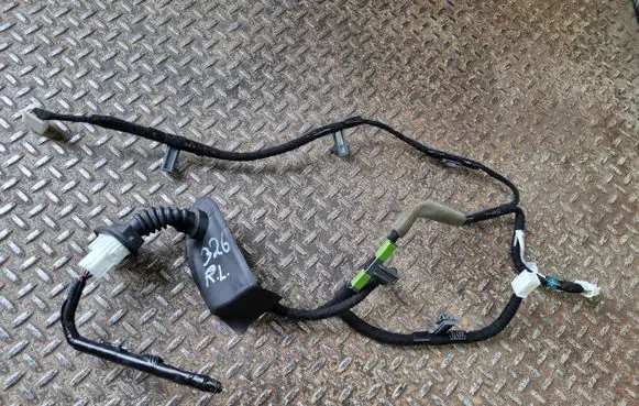 Mazda CX-5 II Rear door wiring loom KB8M67220 KB8M672208