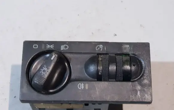 Volkswagen Golf III Light switch