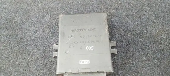 Mercedes-Benz E W211 Air suspension control unit module (rear) A2115450432