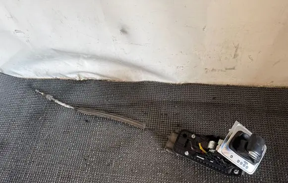 Volkswagen PASSAT B6 Gear shifter/selector 3C1713025H 40038601361703