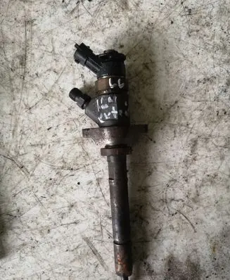 Volvo S40 Fuel injector 0445110297