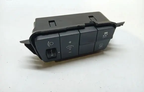 KIA Stonic Traction control (ASR) switch 84757-H8AA0