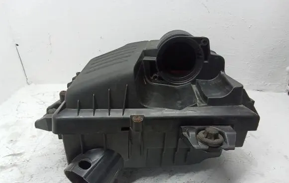 Renault Trafic II (X83) Air filter box 8200760899 93861383