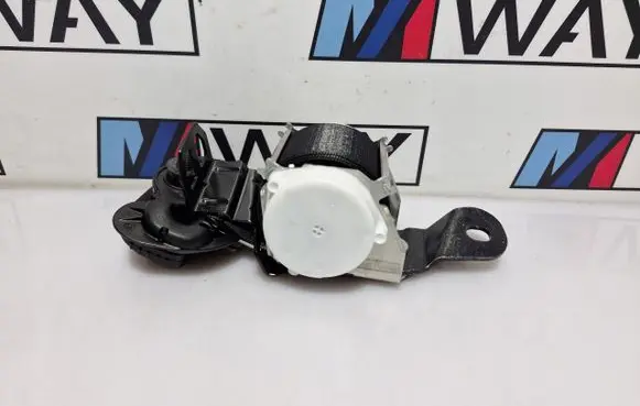 BMW X1 F48 F49 Middle seatbelt (rear) 