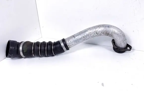 Intercooler hose/pipe
