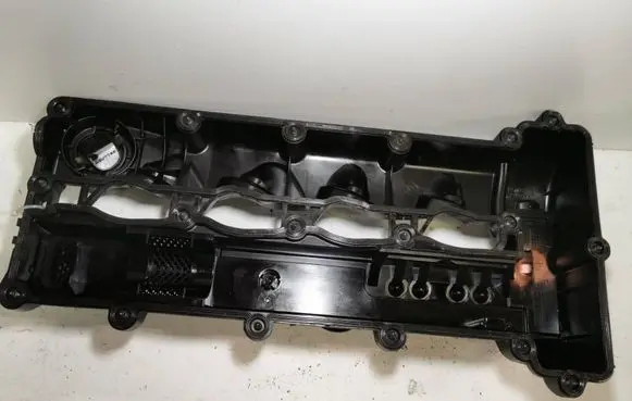 Mercedes-Benz C W204 Rocker cam cover A6510102448
