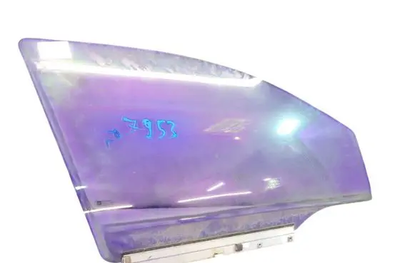Opel Astra H Front door window glass four-door 