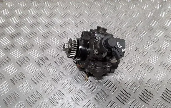 Nissan Qashqai Fuel injection high pressure pump 0445010223 H8200690744 8200934657