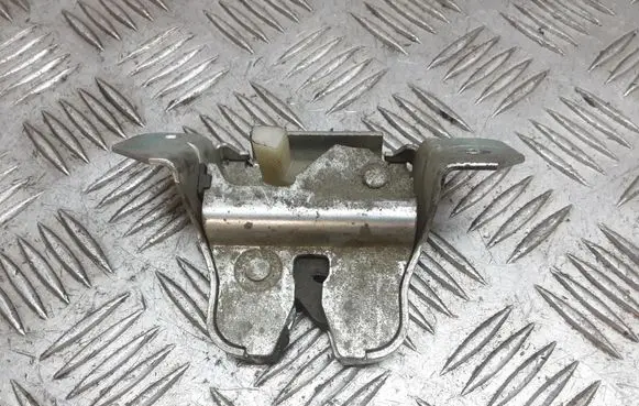 Mercedes-Benz A W168 Tailgate/trunk/boot lock/catch/latch A1687400236