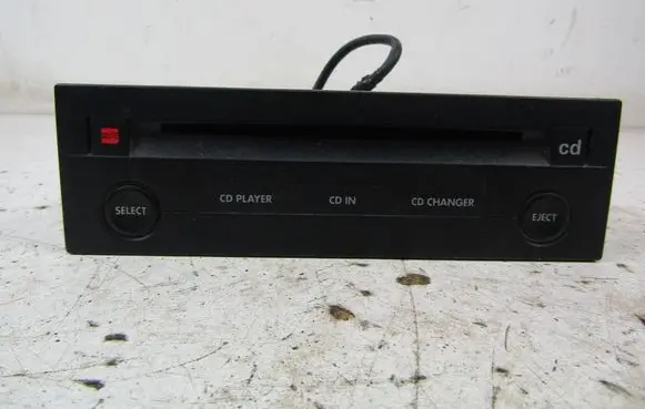 Seat Alhambra (Mk1) CD/DVD changer 