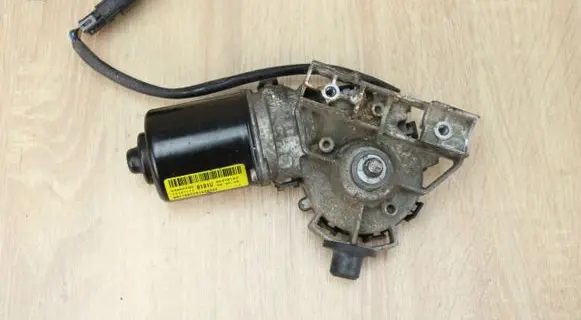 Chevrolet Orlando Wiper motor 95910182P10