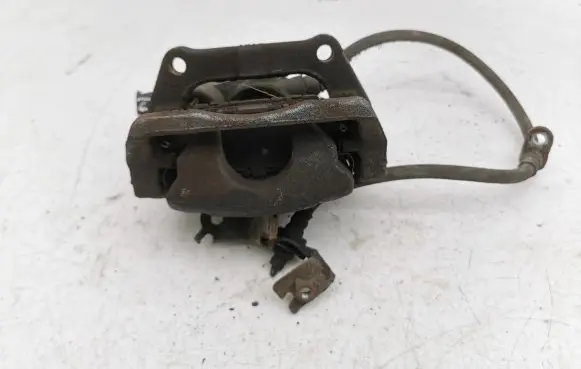 Honda HR-V Rear brake caliper