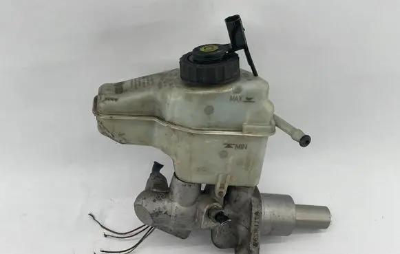 Audi TT TTS Mk2 Master brake cylinder 1K2611349A 8J2611301 8J2611021D