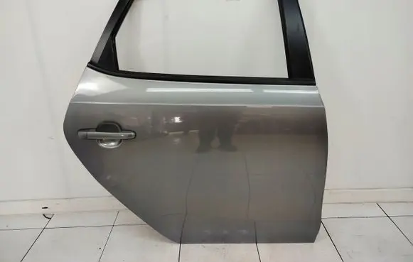 Hyundai i30 Rear door 