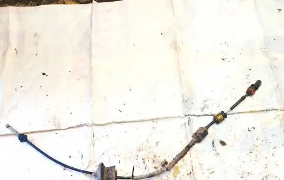 Lancia Phedra Gear shift cable linkage