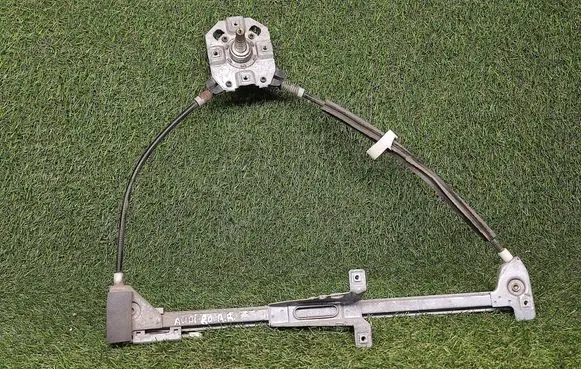 Audi 80 90 S2 B4 Front door manual window regulator 893837400