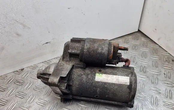 Renault Laguna III Starter motor 8200568535D TS22E8