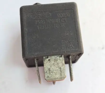 Ford Mondeo MK II Other relay 93BG14N089CA V23136J4X2