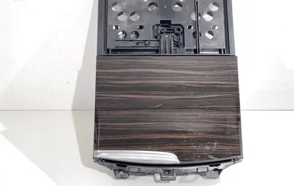 BMW 5 G30 G31 G38 Glove box set 6819878