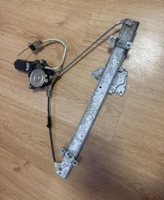 Mitsubishi Galant Front door window regulator with motor MB926817 0621005560