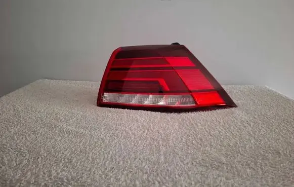 Volkswagen Golf VII Rear/tail lights 5G0945096Q 5G0945096