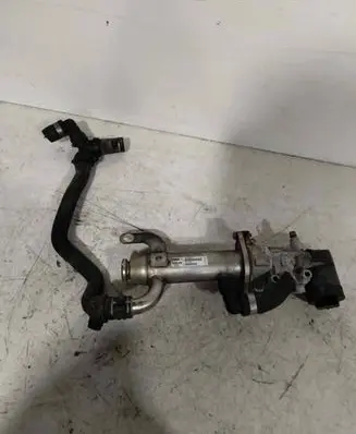 Volvo C70 EGR valve cooler 8653691 993062H H44GA