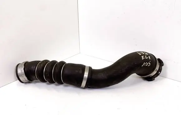 Intercooler hose/pipe