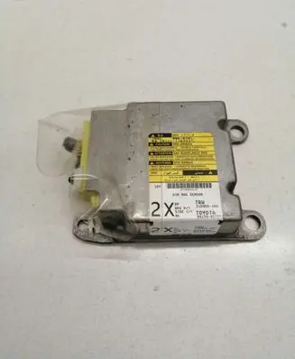 Toyota Avensis T250 Airbag control unit/module 215955102 8917005220