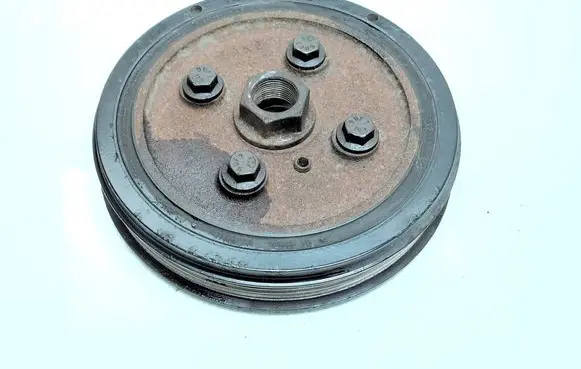 Volvo S80 Crankshaft pulley 30677464