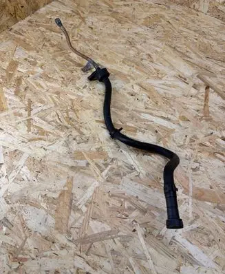 BMW 3 E90 E91 Fuel line pipe 7789816