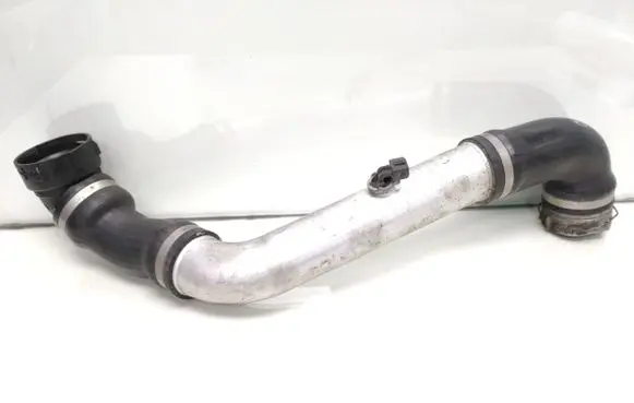 BMW 5 E60 E61 Intercooler hose/pipe 7790130 7793896 7792220