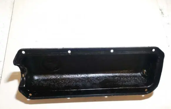 Audi A4 S4 B5 8D Rocker cam cover 
